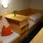Bergfeuerhof * كاونرتال