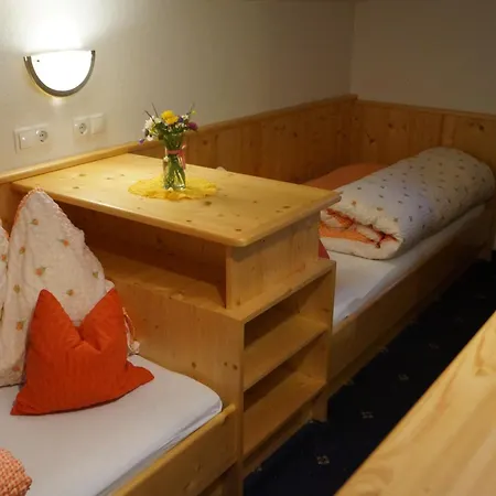 Bergfeuerhof * 카우넬탈